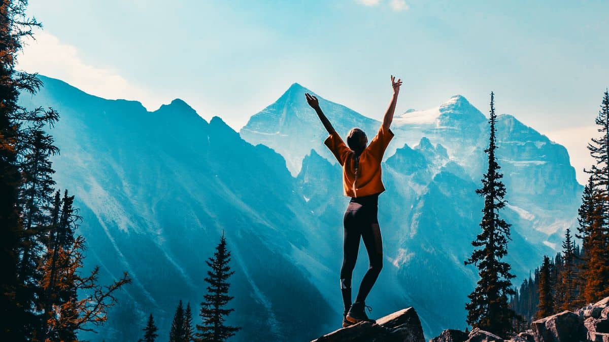 The MANY Benefits of Entering Writing Contests By Denise Heinze