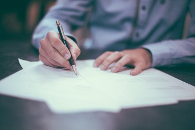 4 Things To Include In Every Freelance Contract