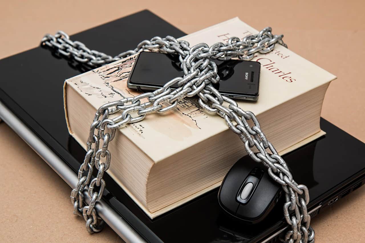 Use ONE LINK ONLY When Promoting Your Book Online! Here’s why…