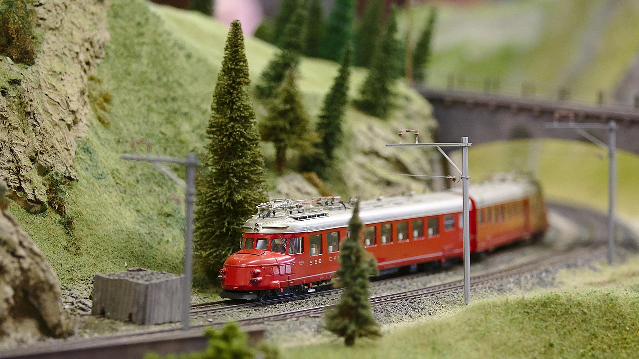 6 Model Railroading Publications That Pay Writers – by Michael W. Michelsen